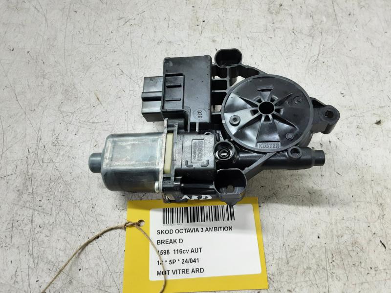 MOTEUR DE VITRE DE PORTE ARRIERE DROITE Skoda OCTAVIA (5E) FaceLift 3/17 - 20