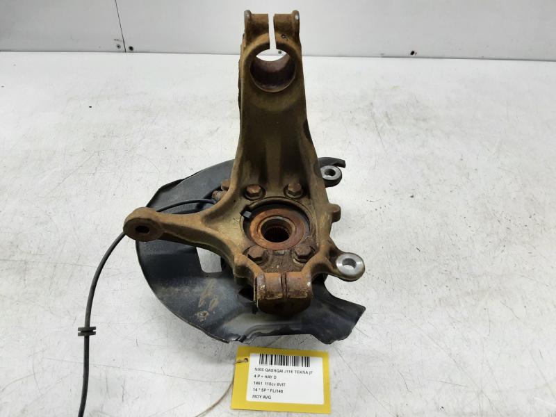 WIELNAAF VOOR LINKS Nissan QASHQAI 2/14 - 17 J11