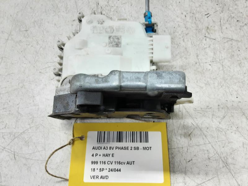 VERROUILLAGE DE PORTE AVANT DROITE Audi A3 3,5D 7/16 - 20