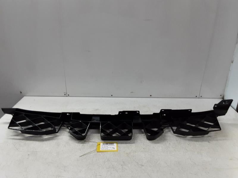 SUPPORT PARE-CHOCS ARRIERE CENTRAL Ds DS3 Crossback 18+