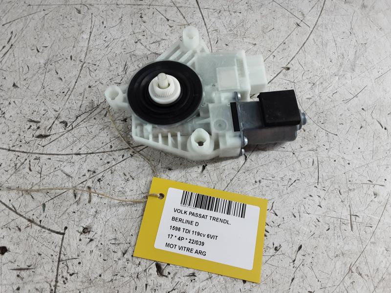 MOTOR RUITMECHANISME ACHTER LINKS Vw PASSAT 11/14 - 19