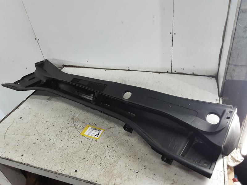 PLASTIQUE D'AUVENT Toyota COROLLA CROSS 1/23+
