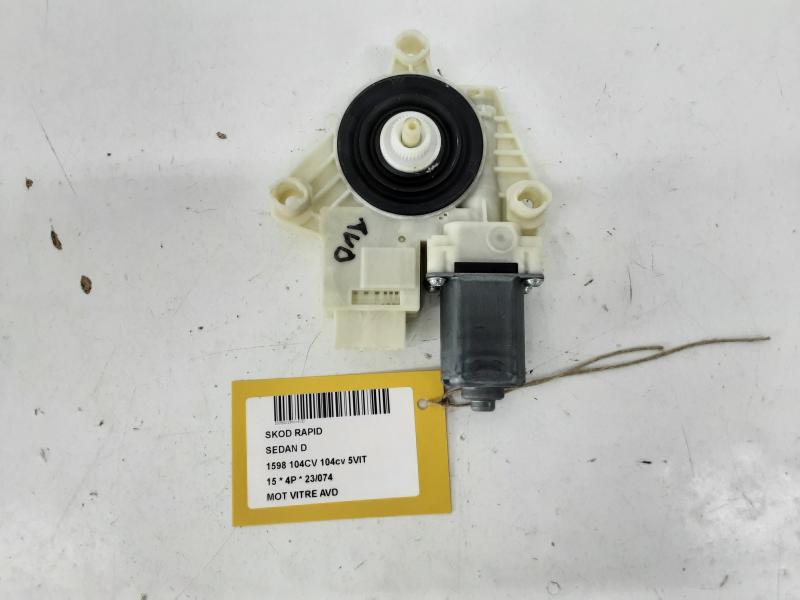 MOTOR RUITMECHANISME VOOR RECHTS Skoda 