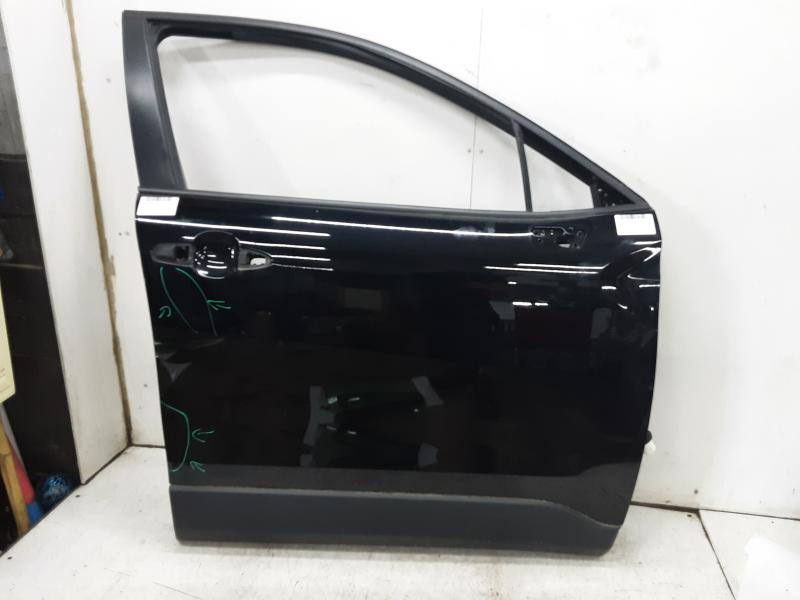 PORTE AVANT DROITE Toyota COROLLA CROSS 1/23+