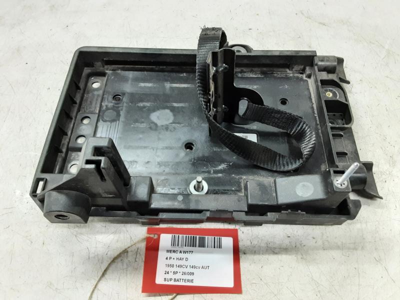 SUPPORT DE BATTERIE Mercedes-Benz A W177 FaceLift 2/23+