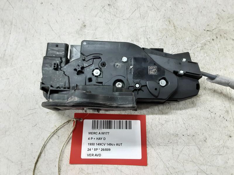 VERROUILLAGE DE PORTE AVANT DROITE Mercedes-Benz A W177 FaceLift 2/23+