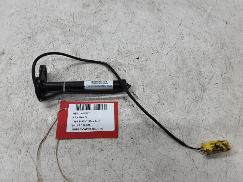AIRBAG LINKE MOTORHAUBE Mercedes-Benz A W177 FaceLift 2/23+