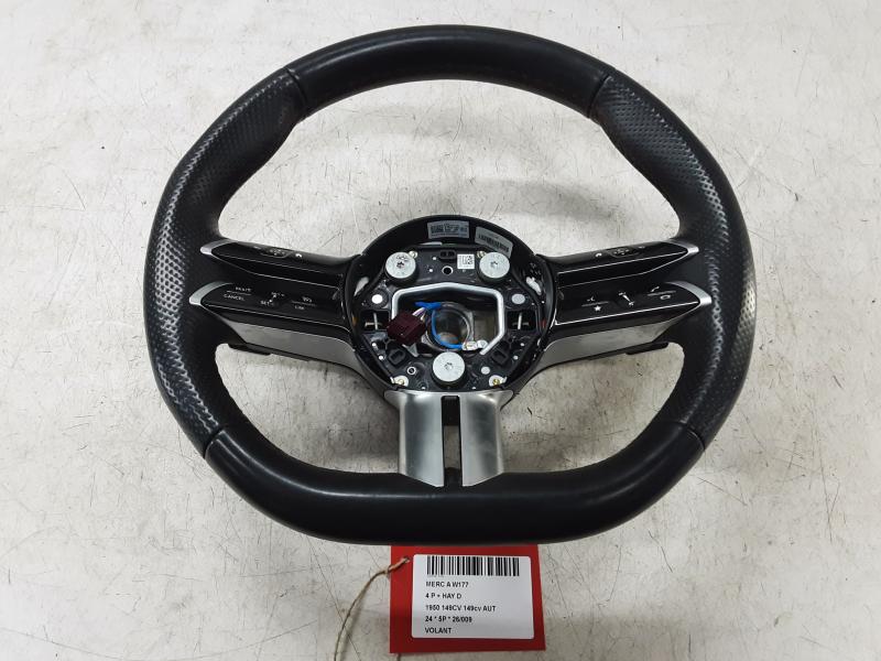 VOLANT Mercedes-Benz A W177 FaceLift 2/23+