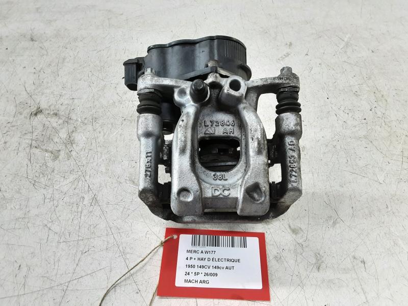 REMKLAUW ACHTER LINKS Mercedes-Benz A W177 FaceLift 2/23+