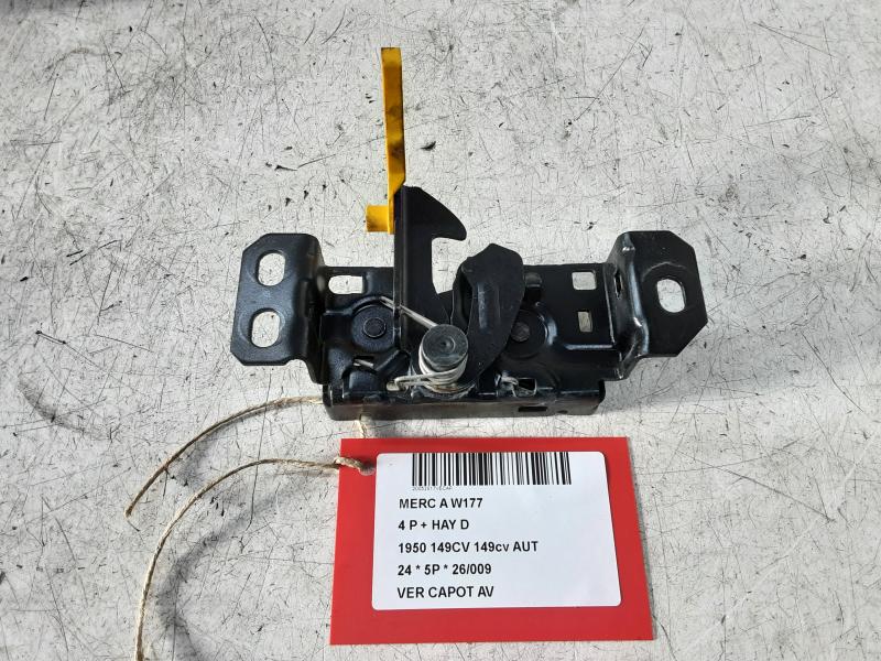 VERGRENDELING MOTORKAP Mercedes-Benz A W177 FaceLift 2/23+