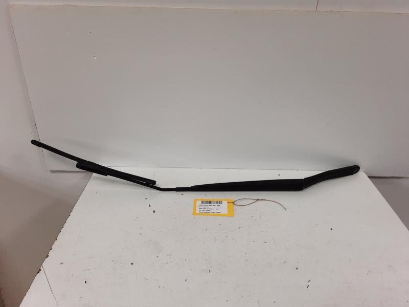 RIGHT FRONT WIPER ARM Renault CLIO IV 7/16 - 20 FaceLift