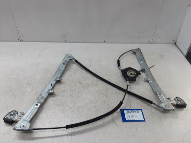 FRONT RIGHT WINDOW DOOR MECHANISM Mitsubishi COLT 04 - 08