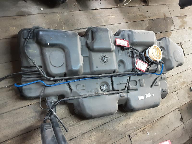 BRANDSTOFTANK DIELES Vw TRANSPORTER T5 03-09