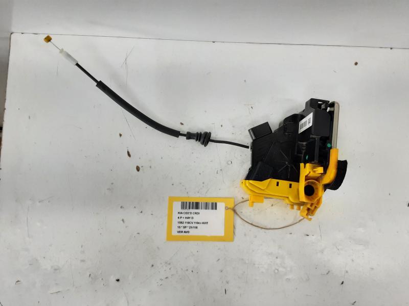 VERROUILLAGE DE PORTE AVANT DROITE Kia CEED 05/12 - 15