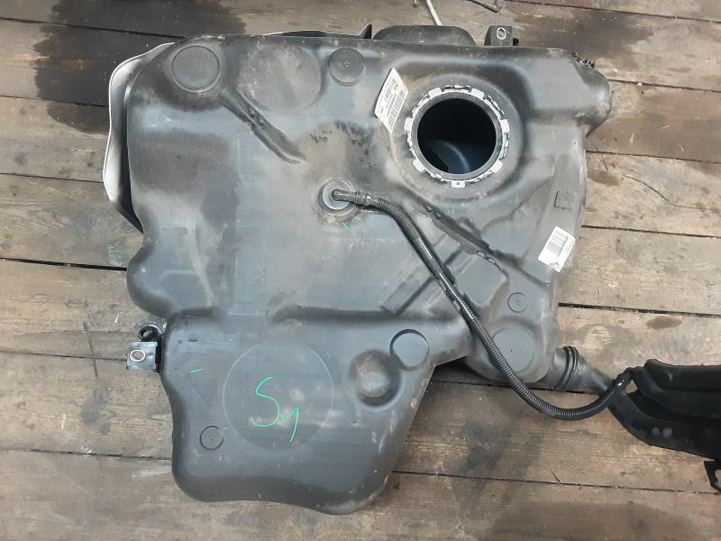 BRANDSTOFTANK DIELES Vw GOLF V GT/GTI 04 - 09