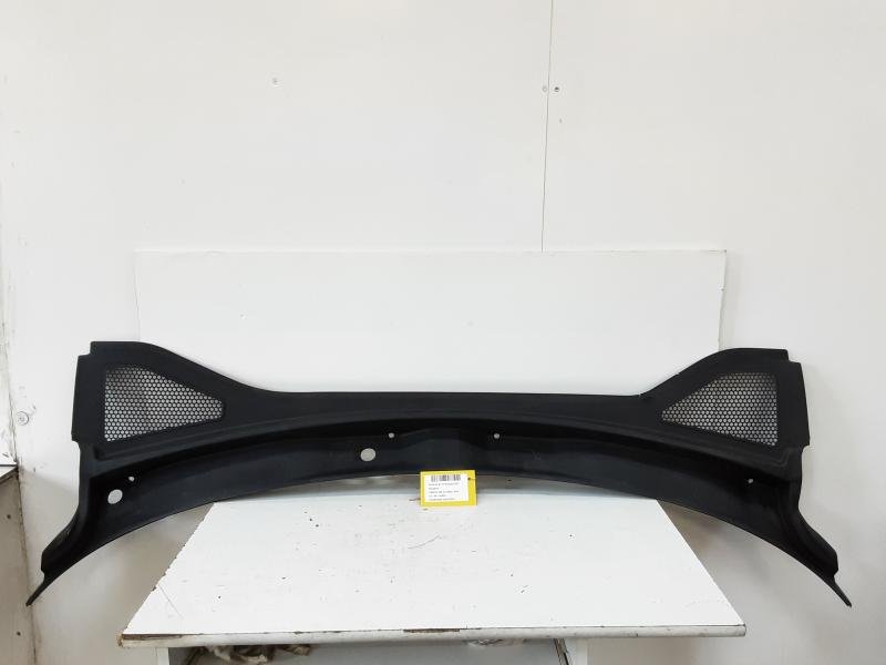 PLASTIQUE D'AUVENT Audi A3 4D 5/13 - 16
