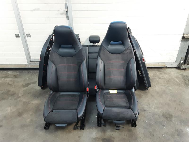 INTERIEUR Mercedes-Benz A W177 18 - 2/23
