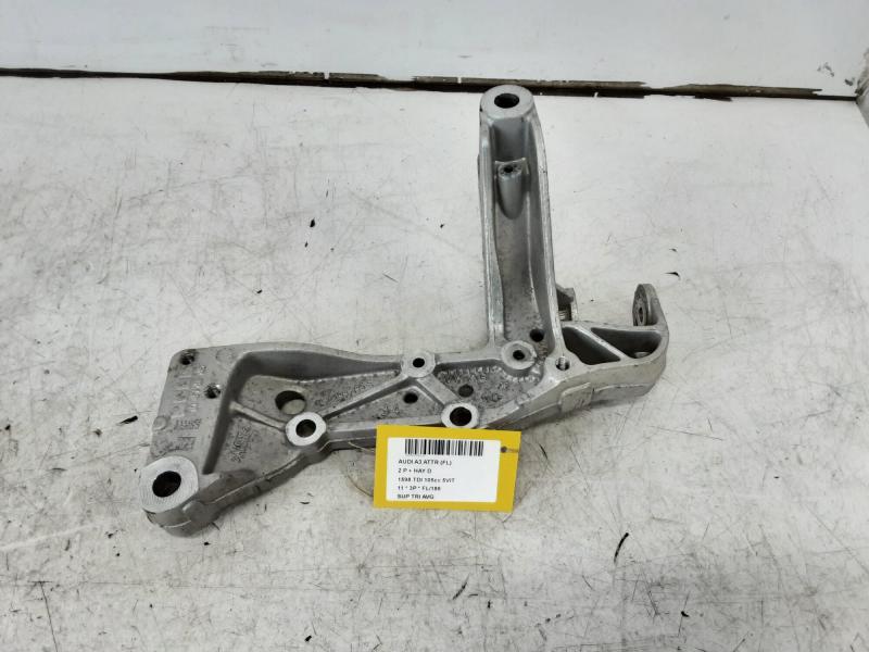 SUPPORT-TRIANGLE AVANT GAUCHE Audi A3 8/08 - 12