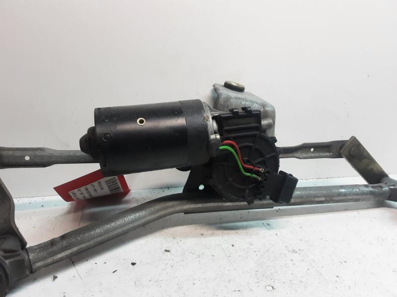SCHEIBENWISCHERMOTOR VORNE Peugeot 206 - 2/09