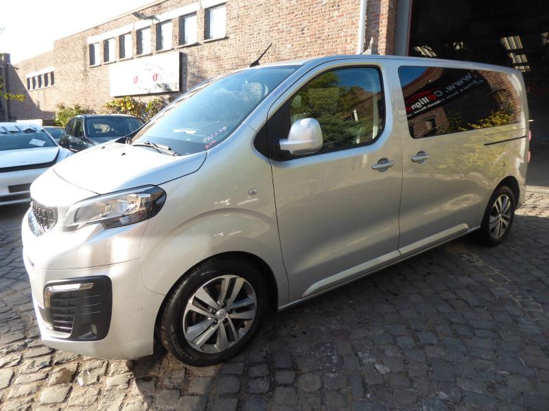 PEUGEOT Traveller