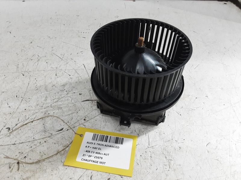 MOTOR VERWARMING Audi E-TRON 55