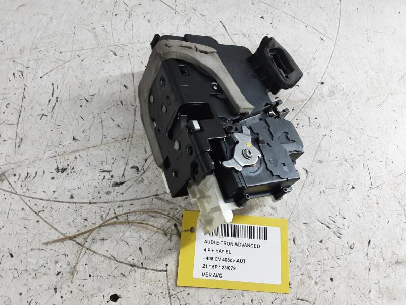 VERGRENDELING VOOR LINKS Audi E-TRON 55