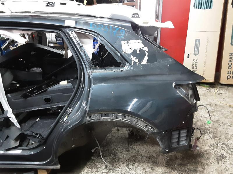HINTERER LINKER FLÜGEL Audi E-TRON 55
