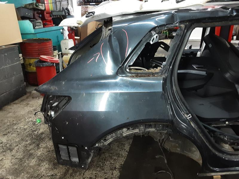 SPATBORD ACHTER RECHTS Audi E-TRON 55