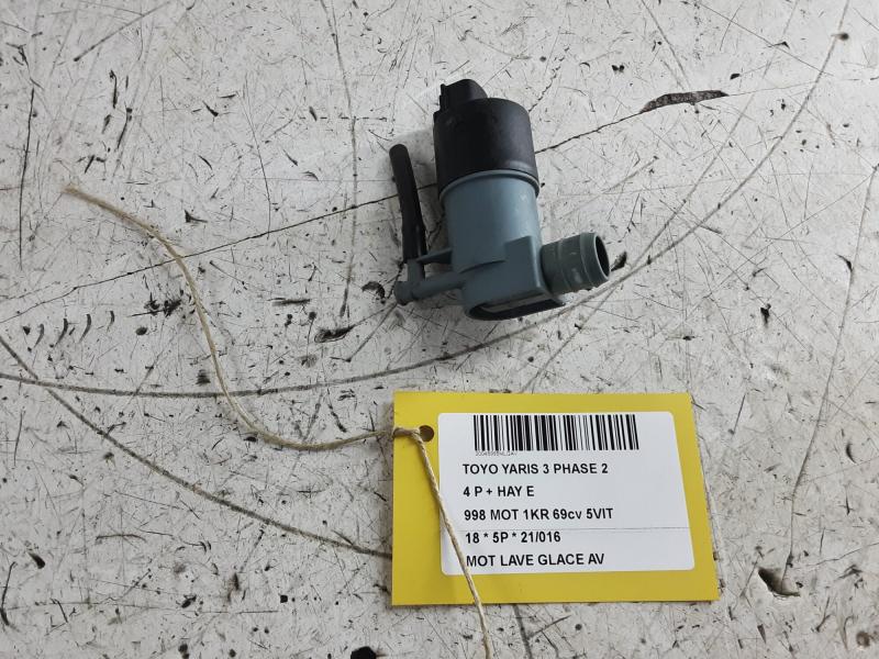 WINDSCREEN WASHER PUMP Toyota YARIS (5) 9/14 - 2/20