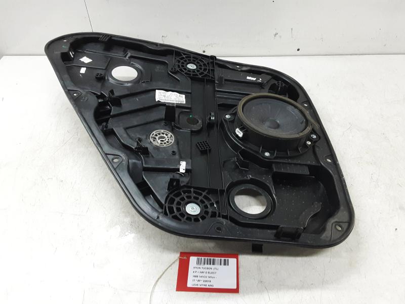 RUITMECHANISME ACHTER LINKS Hyundai TUCSON (2) 09/15 - 09/18