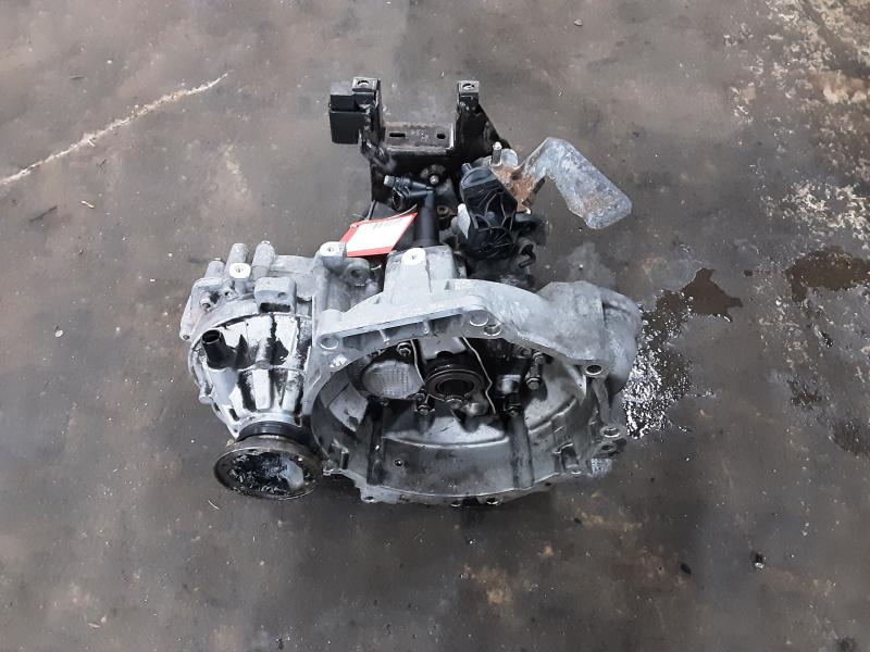 VERSNELLINGSBAK Vw POLO (6R) 6/09 - 4/14