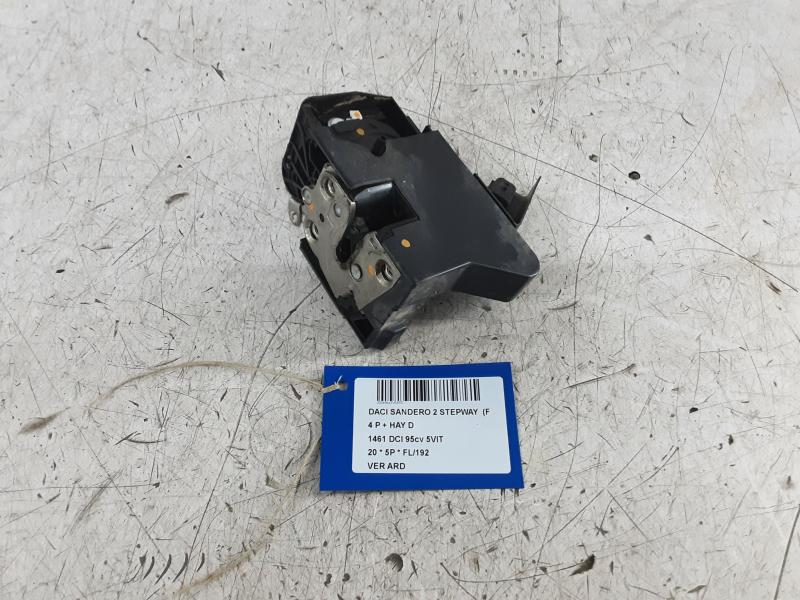 VERGRENDELING ACHTER RECHTS Dacia SANDERO 12/16 - 20