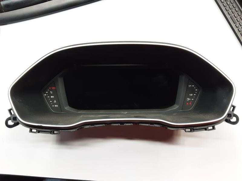 COMPTEUR Audi Q3 11/18+