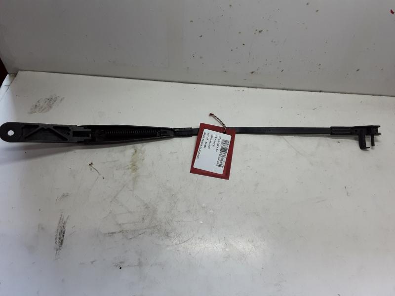 LEFT FRONT WIPER ARM Vw GOLF V 11/03 - 08