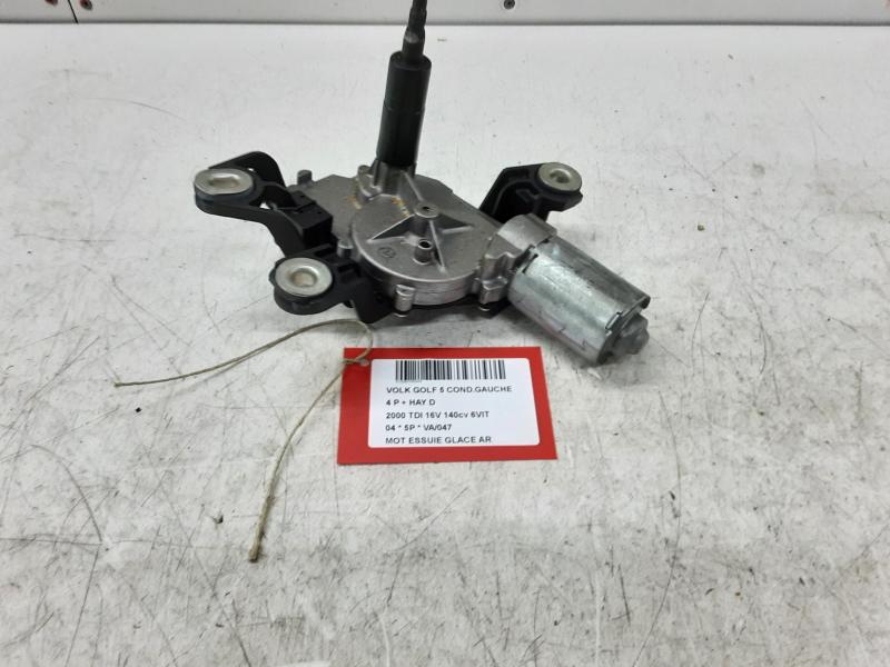 MOTEUR D'ESSUIE-GLACE ARRIERE Vw GOLF V 11/03 - 08