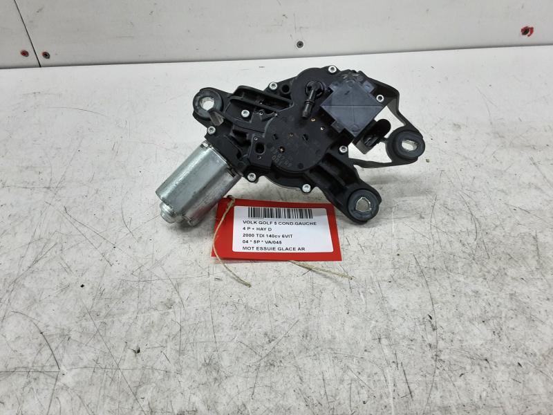 MOTEUR D'ESSUIE-GLACE ARRIERE Vw GOLF V 11/03 - 08