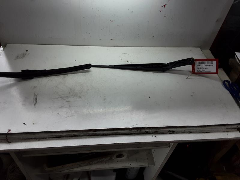 SCHEIBENWISCHERARM RECHTS HINTEN Vw GOLF V 11/03 - 08