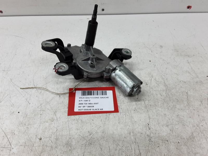 MOTEUR D'ESSUIE-GLACE ARRIERE Vw GOLF V 11/03 - 08