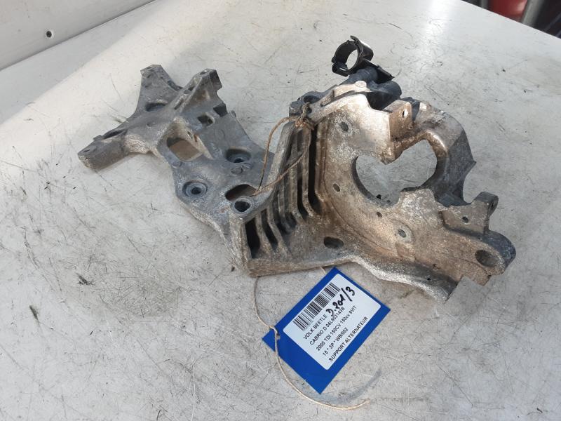 SUPPORT-ALTERNATEUR Vw NEW BEETLE 12+