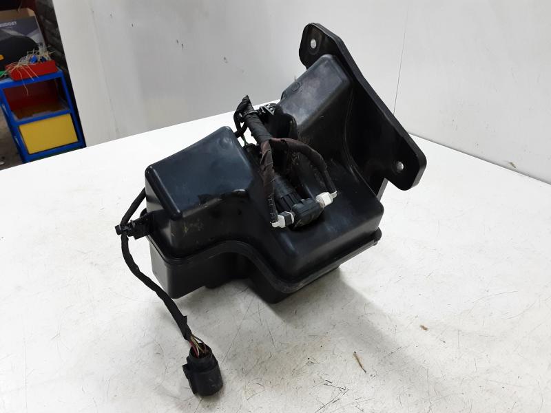 POT DE LAVE-GLACE AVANT Vw GOLF VII 11/12 - 17