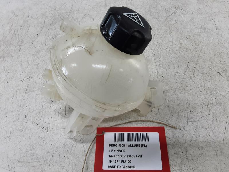 EXPANSIERESERVOIR Peugeot 5008 6/17+
