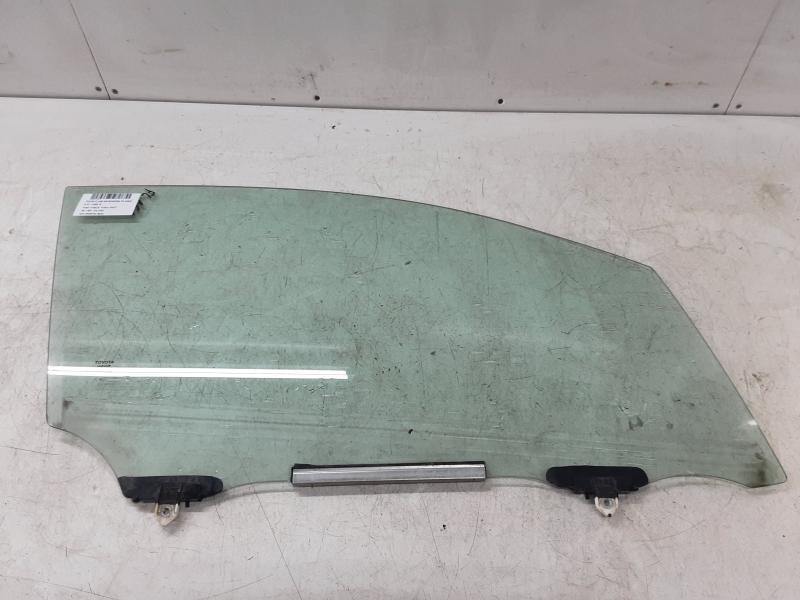 RIGHT FRONT DOOR WINDOW Toyota C-HR (1) 11/16-10/19
