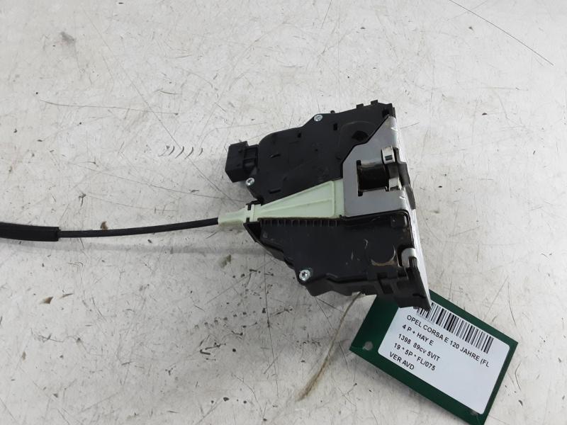VERGRENDELING VOOR RECHTS Opel CORSA E 10/14-  19