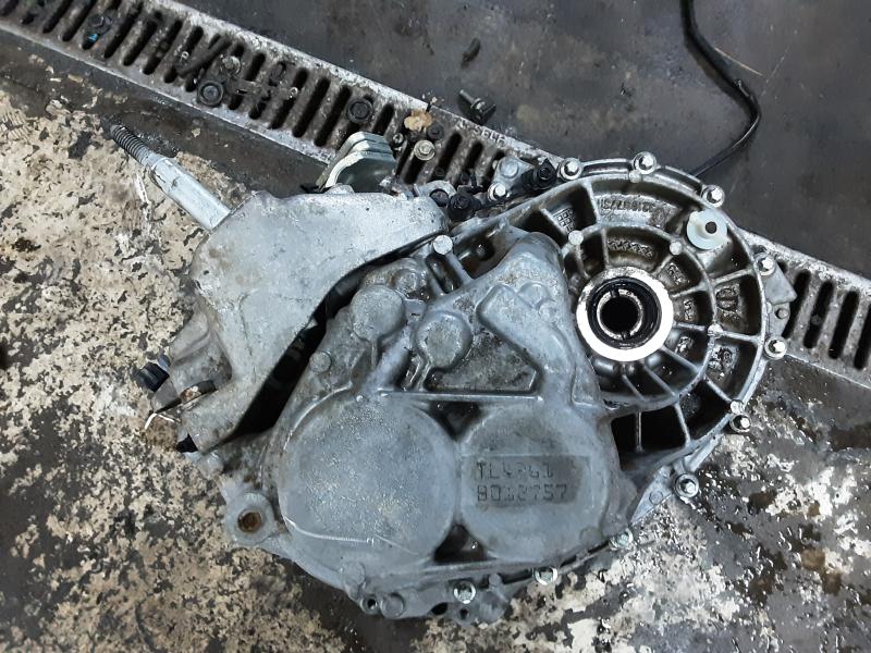 GEARBOX Dacia DUSTER 1/18 - 24