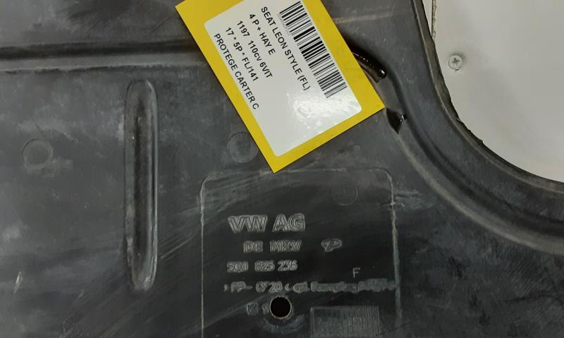 PROTEGE-CARTER CENTRAL Seat LEON (3) (5F) FaceLift 1/17 - 5/20