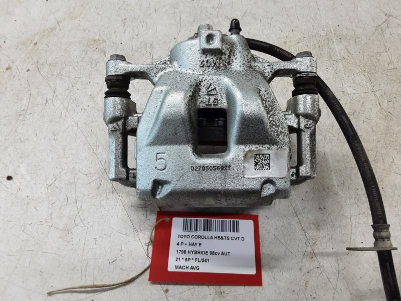REMKLAUW VOOR LINKS Toyota COROLLA 5P/5D 18+