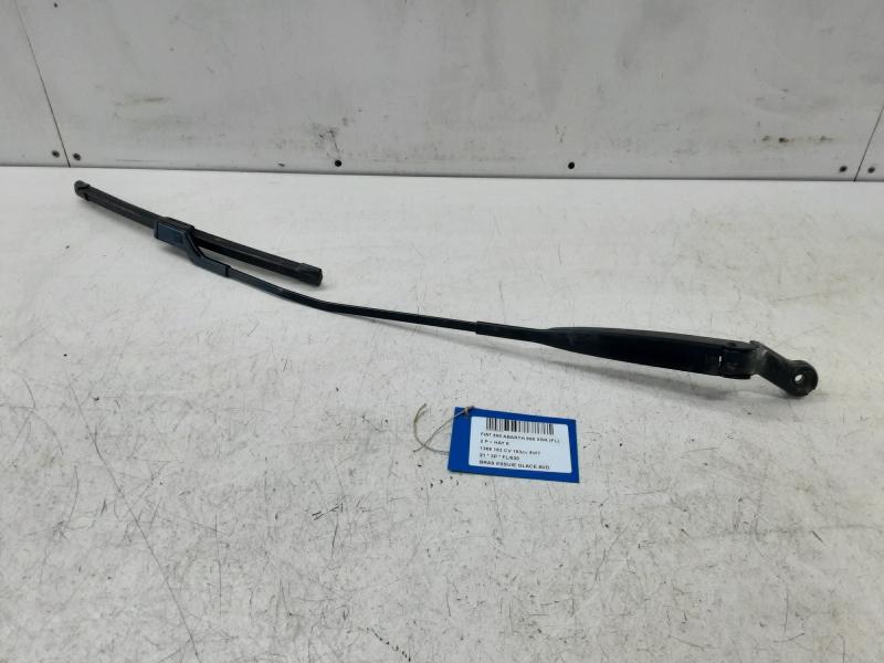 RIGHT FRONT WIPER ARM Fiat 500 7/15+