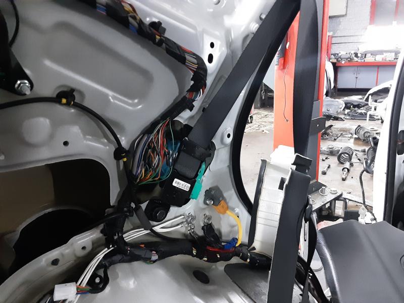 CEINTURE ARRIERE GAUCHE Hyundai SANTE FE (4) FaceLift 10/16 - 3/21