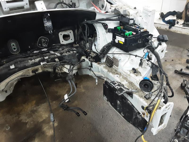 JOUE D'AILE AVANT GAUCHE Hyundai SANTE FE (4) FaceLift 10/16 - 3/21