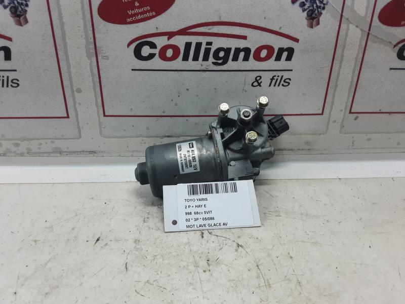 SCHEIBENSPRÜHERPUMPE VORNE Toyota YARIS VERSO 00 - 05